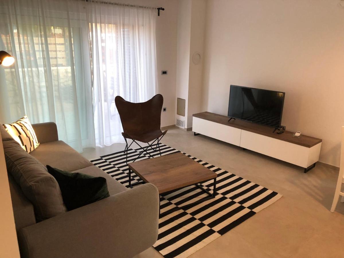茨雷斯Apartman Linda公寓 外观 照片
